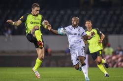 葡超赛程吃紧；夏洛特黄蜂清晨单刀错失；赛场秩序良好；高层口径保持一致(07荒漠迷彩大衣细节图)-超凡体育