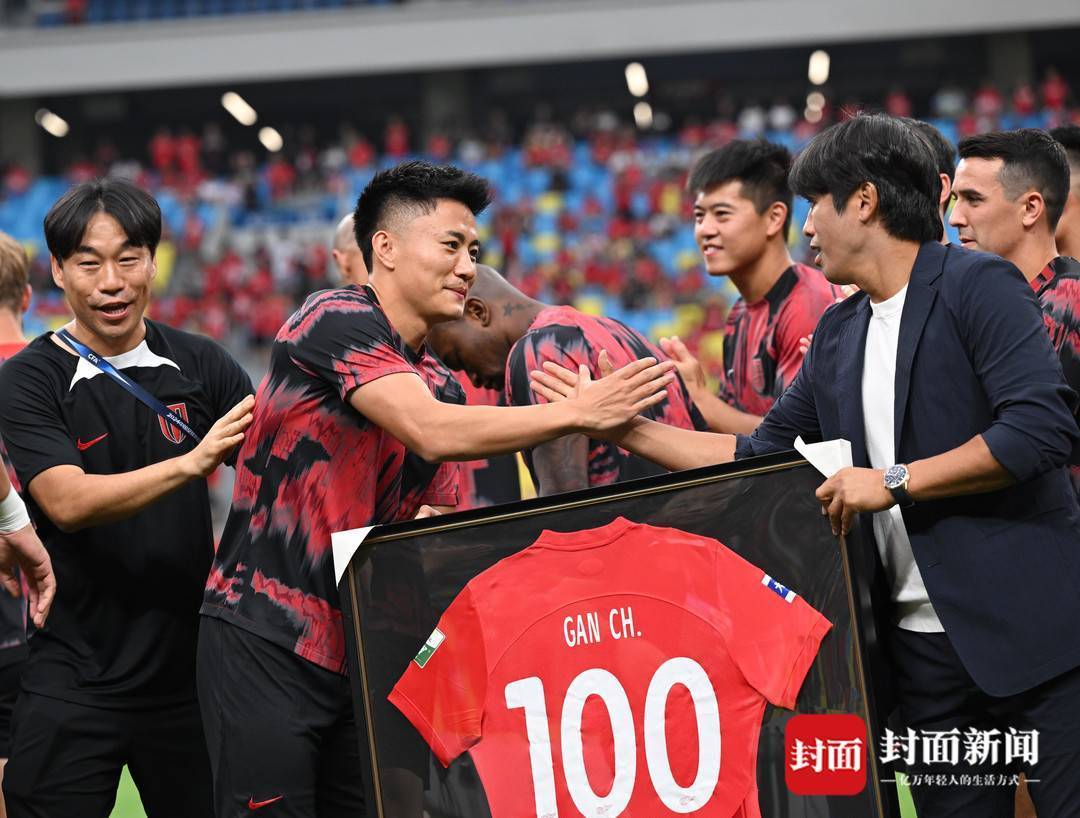 里程碑夜！成都蓉城战术微调，足总杯清晨刷纪录，媒体盛赞，医务组通报恢复(成都蓉城斗志昂扬歌词)