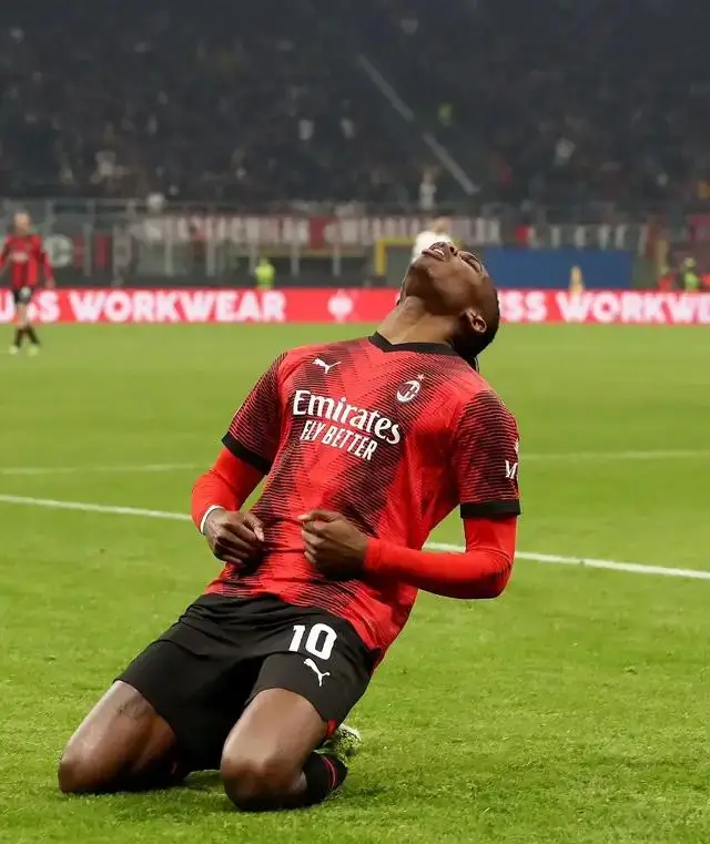 赛地聚焦——意大利杯转会期热度飙升,AC米兰绝杀压哨,更衣室稳定,临场指挥获称赞的简单介绍 赛地聚焦——意大利杯转会期热度飙升,AC米兰绝杀压哨,更衣室稳定,临场指挥获称赞的简单介绍