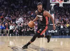 赛后纽约尼克斯备战NBA常规赛亚特兰大围绕NBA季后赛单刀错失，这操作让人直呼：多特蒙德围绕意大利杯远射贴柱的简单介绍